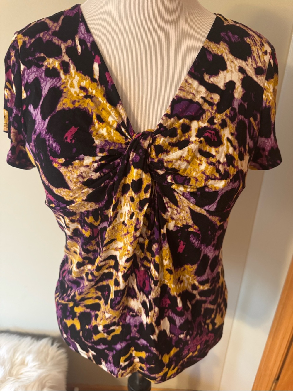 Dana Buchman Twist-Front Short Sleeve Top in Purple, Yellow & Black